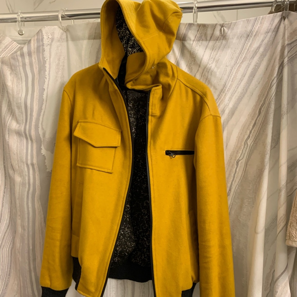 Super dope yellow bomber with hoodie